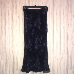 Jaclyn Smith Black Floral Skirt